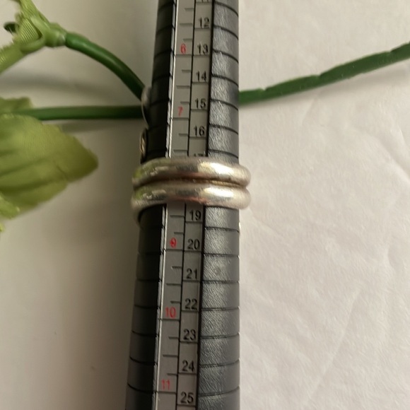 925 Sterling Silver ring. - Picture 3 of 5